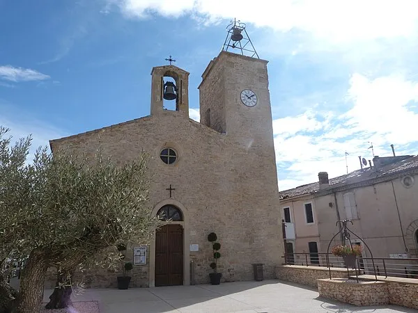 Place de l'Église, Uchaud